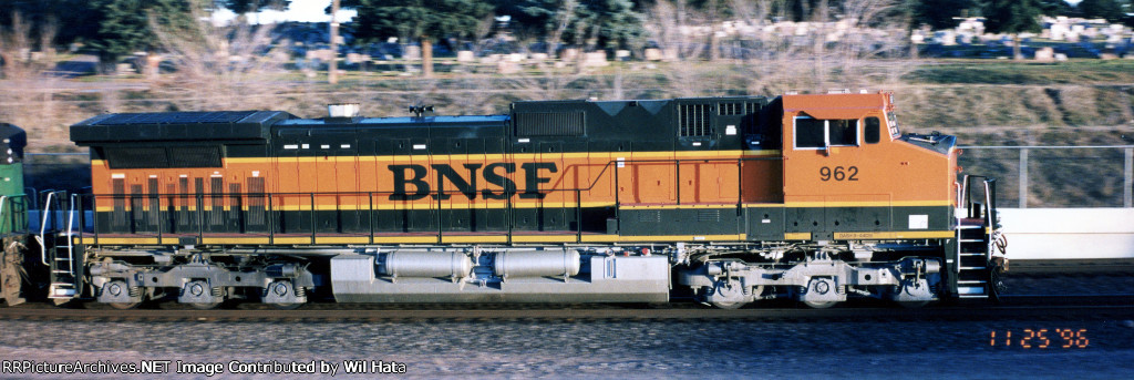 BNSF C44-9W 962